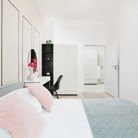 Easy Rent Apartments - Desire Lublin Eksteriør bilde