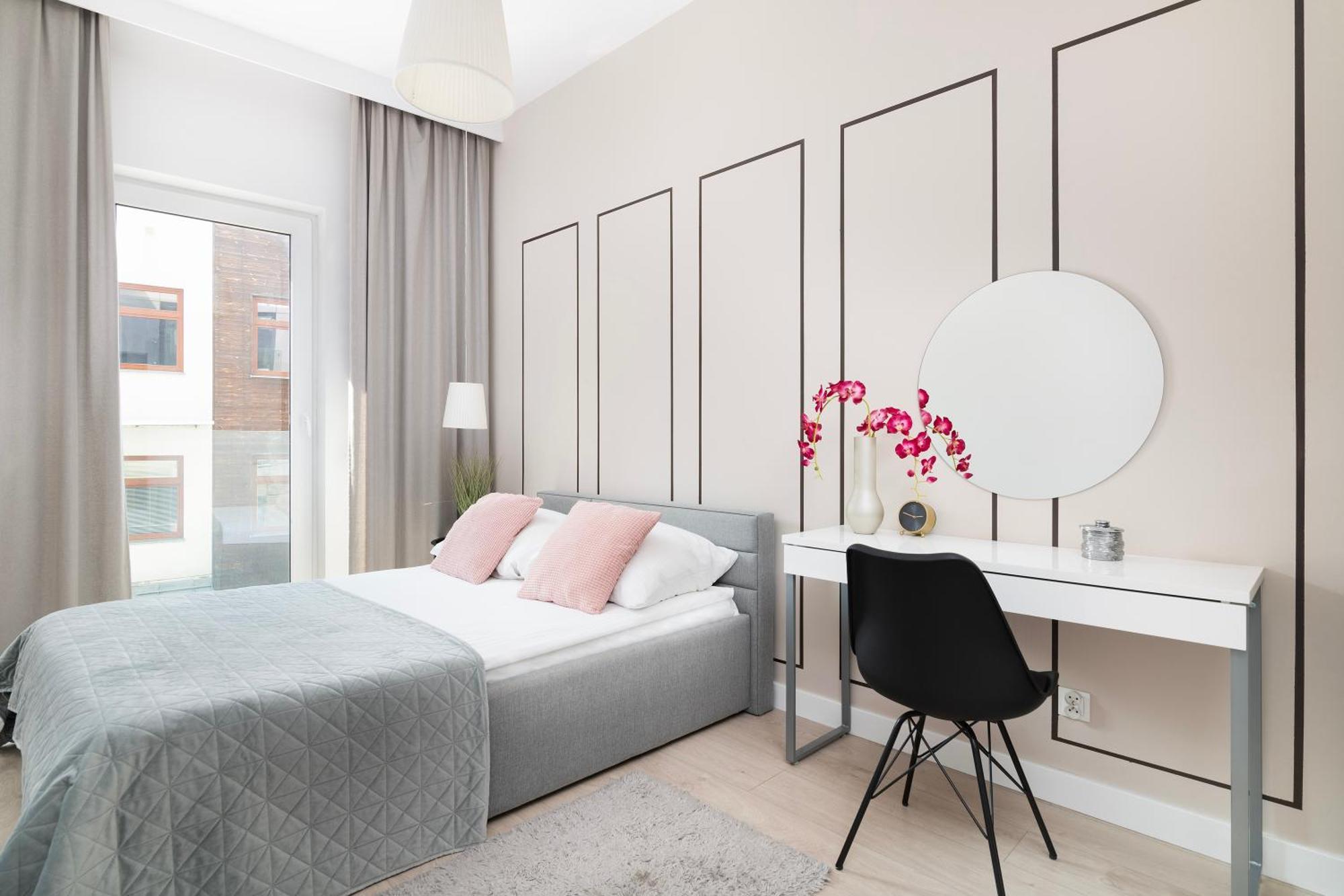 Easy Rent - Desire Lublin